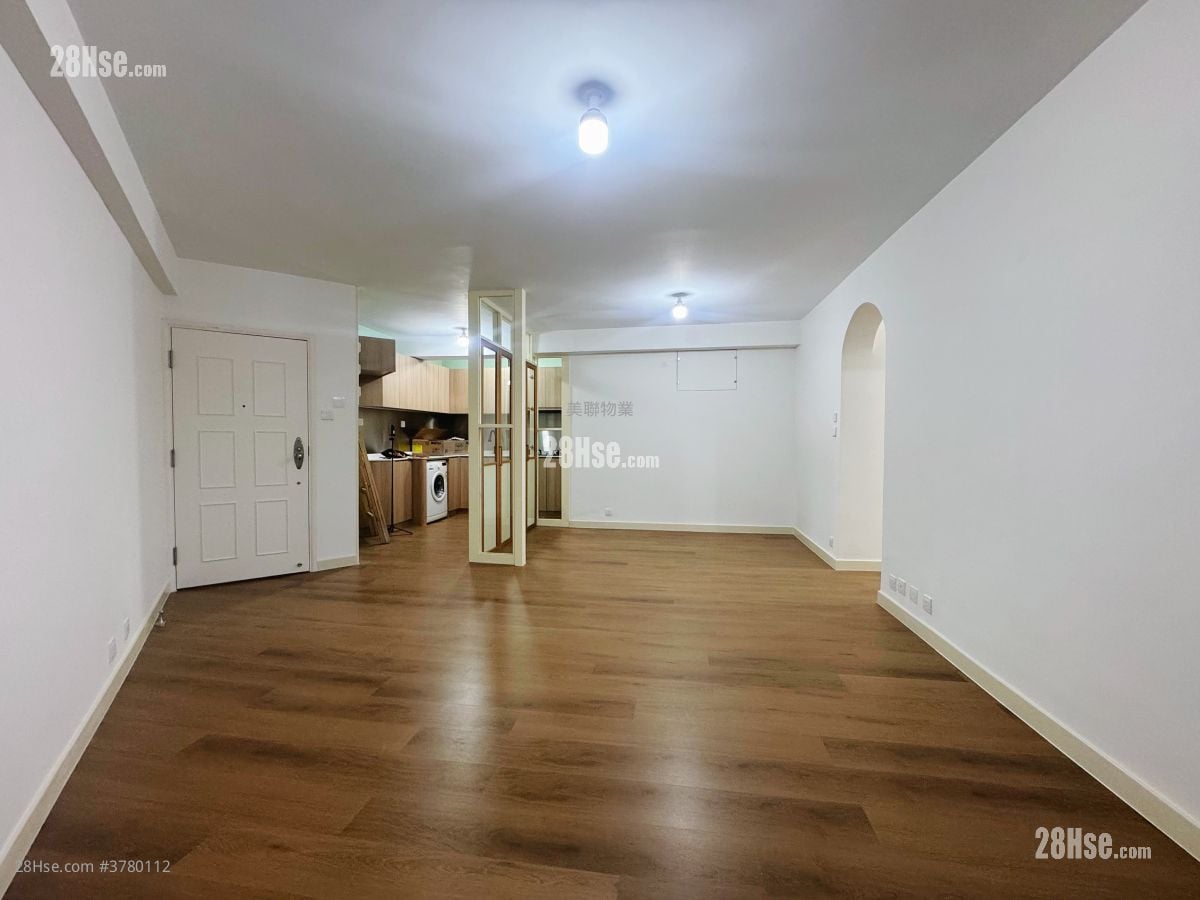 碧涛花园 售盘 3 房 , 2 浴室 849 平方尺