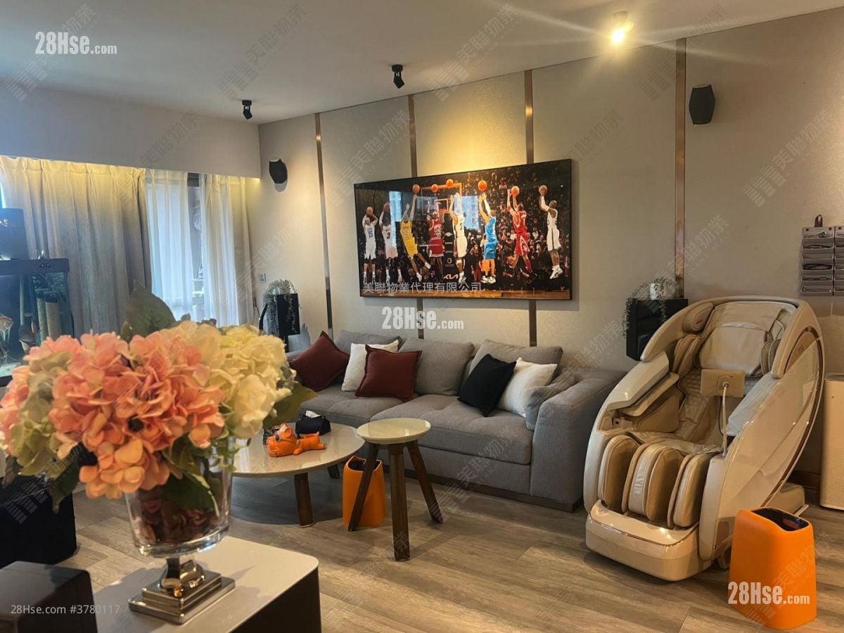 Mayfair By The Sea Sell 4 Bedrooms , 2 Bathrooms 1,400 ft²