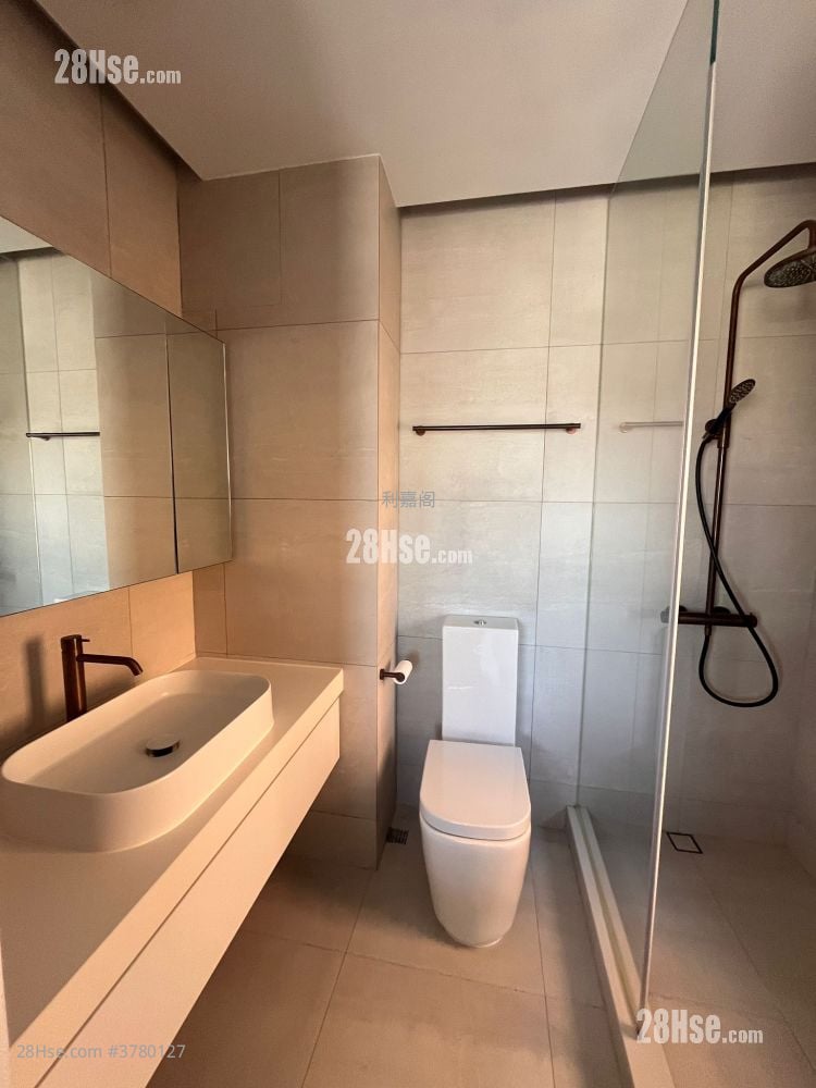 Wylie Court Sell 3 Bedrooms , 2 Bathrooms 1,383 ft²