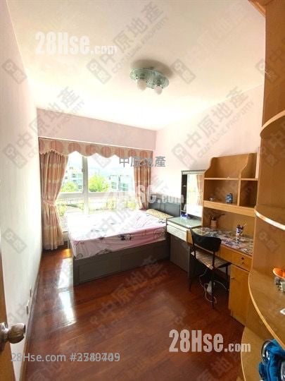 Evergreen Place Sell 4 Bedrooms , 3 Bathrooms 1,113 ft²