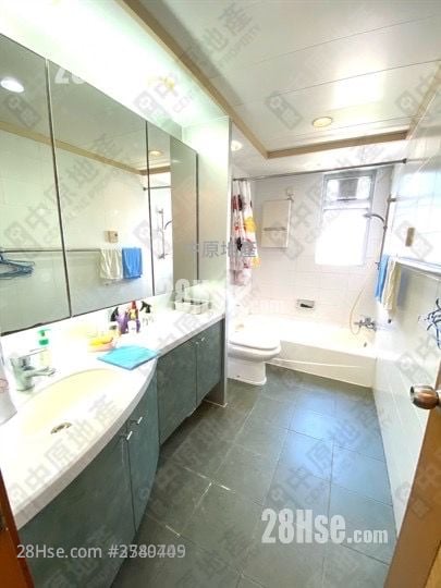 Evergreen Place Sell 4 Bedrooms , 3 Bathrooms 1,113 ft²