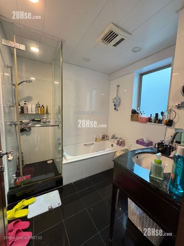 浅月湾 售盘 3 房 , 3 浴室 1,446 平方尺