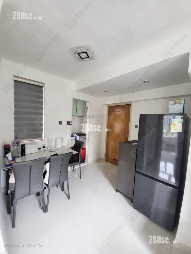 荃湾中心 售盘 2 房 374 平方尺