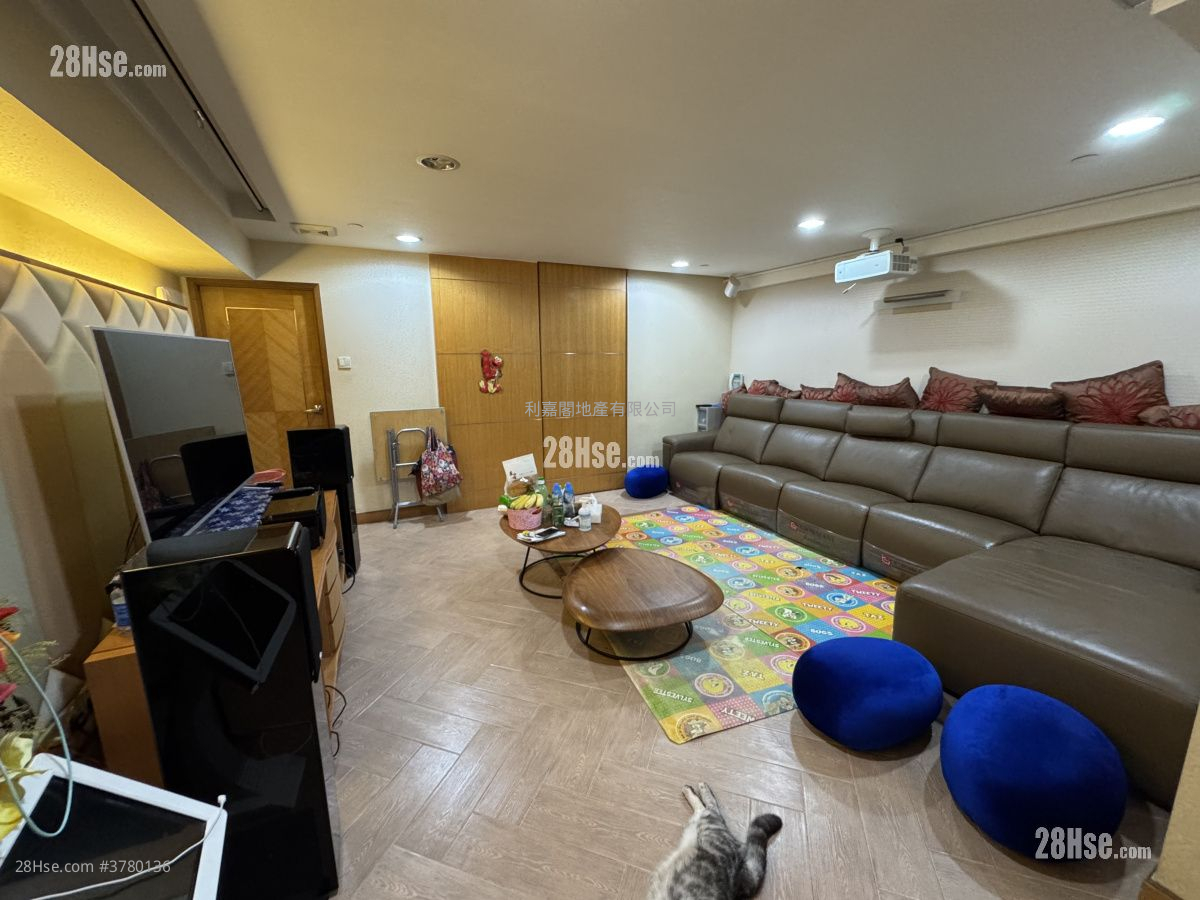 聚豪天下 售盘 3 房 , 4 浴室 2,447 平方尺