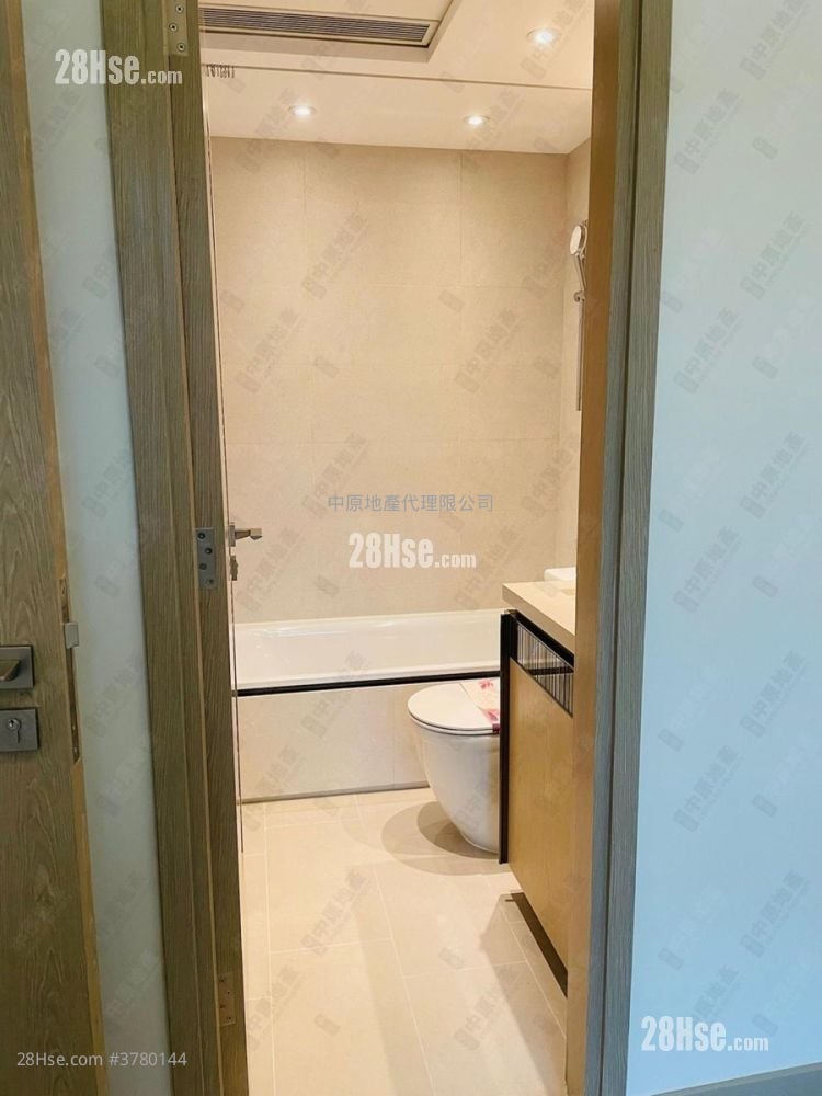 Wetland Seasons Park Sell 402 ft²