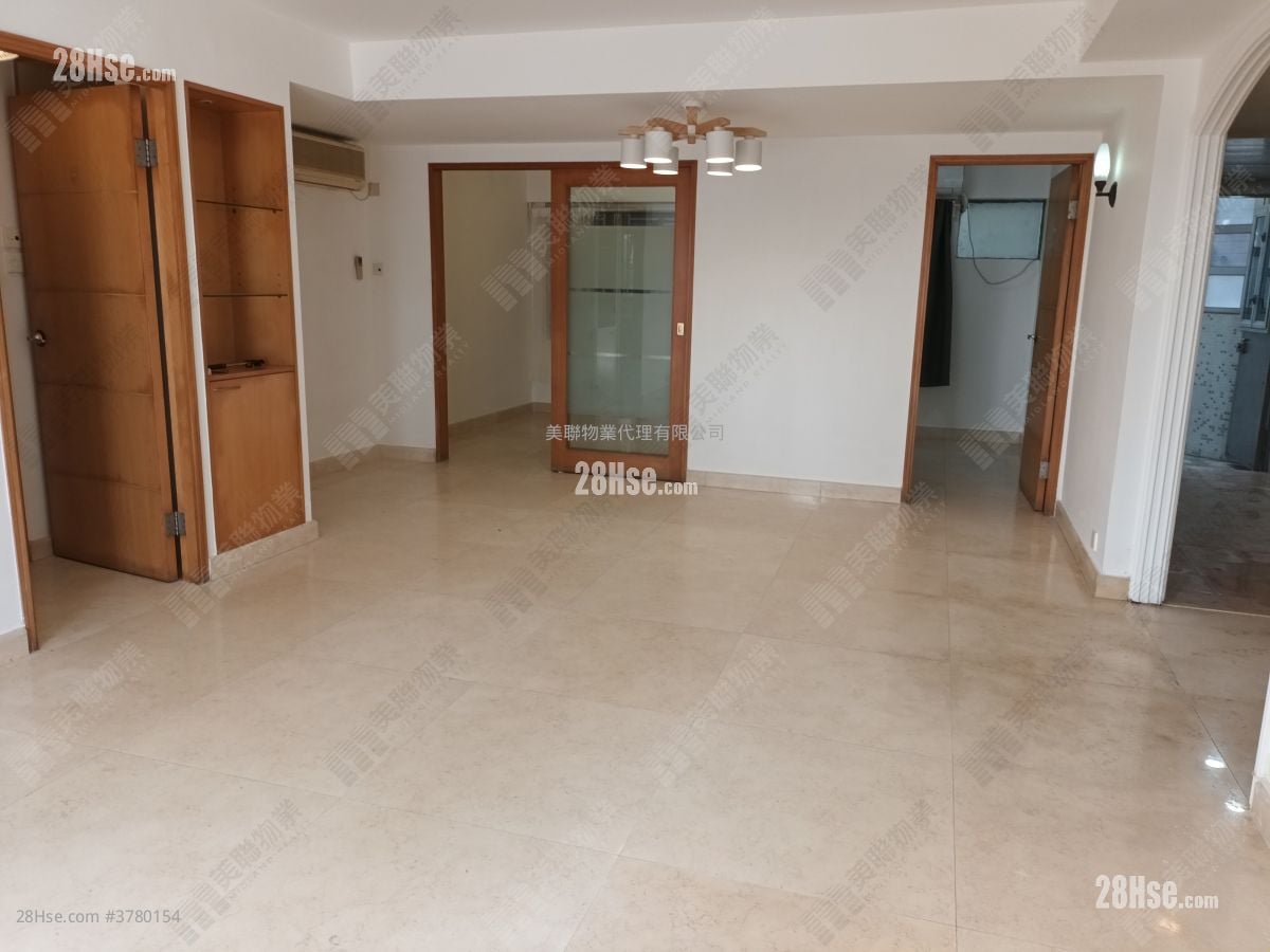 Beacon Heights Rental 3 Bedrooms , 2 Bathrooms 978 ft²