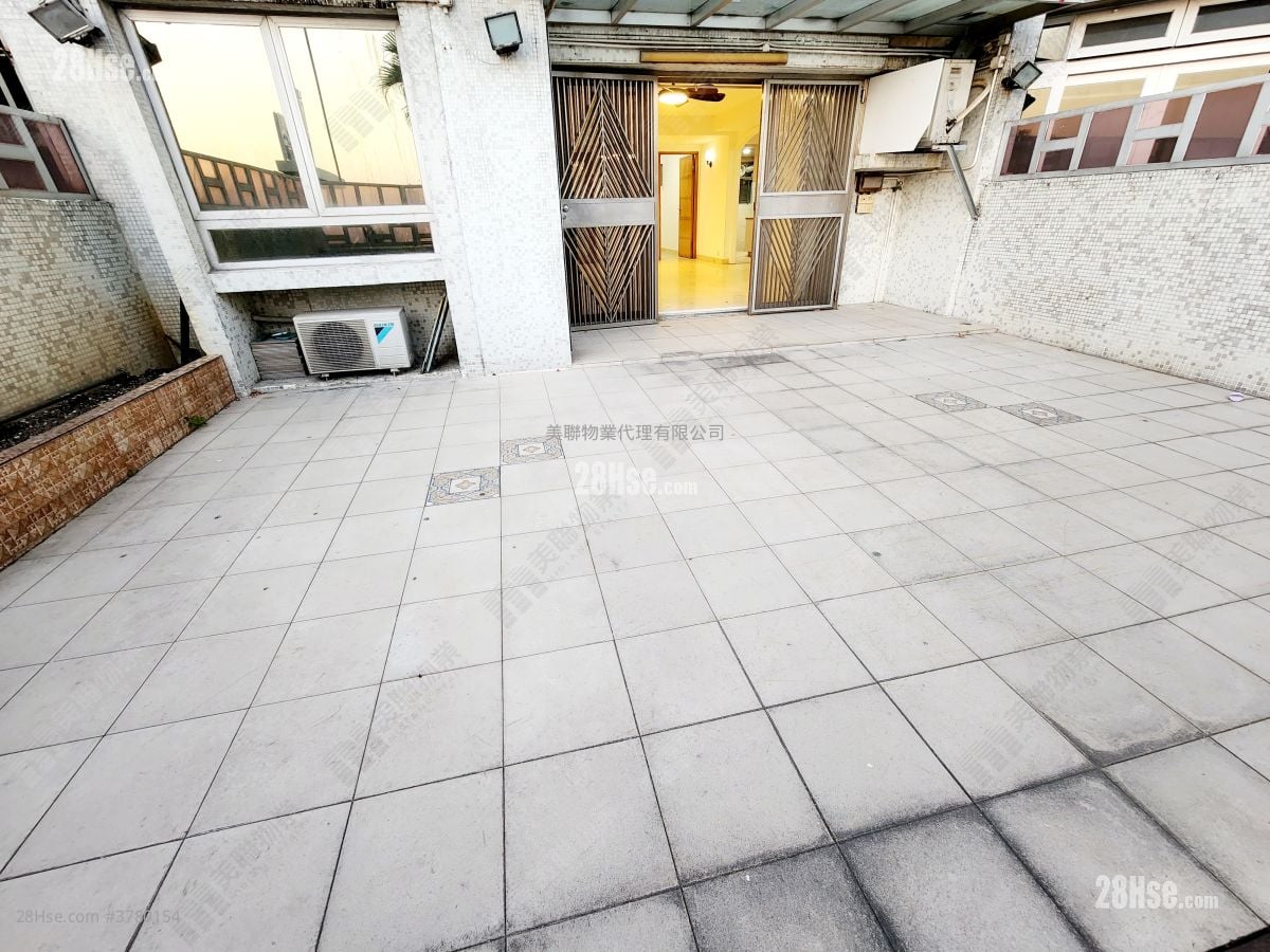 Beacon Heights Rental 3 Bedrooms , 2 Bathrooms 978 ft²