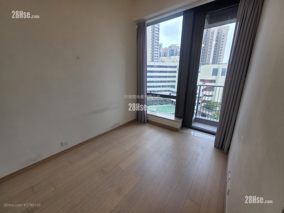 Mantin Heights Rental 2 Bedrooms , 1 Bathroom 565 ft²