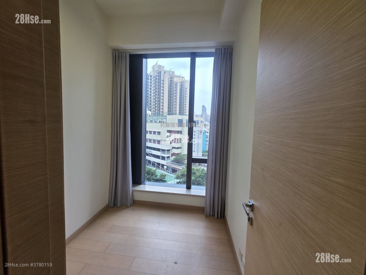 Mantin Heights Rental 2 Bedrooms , 1 Bathroom 565 ft²