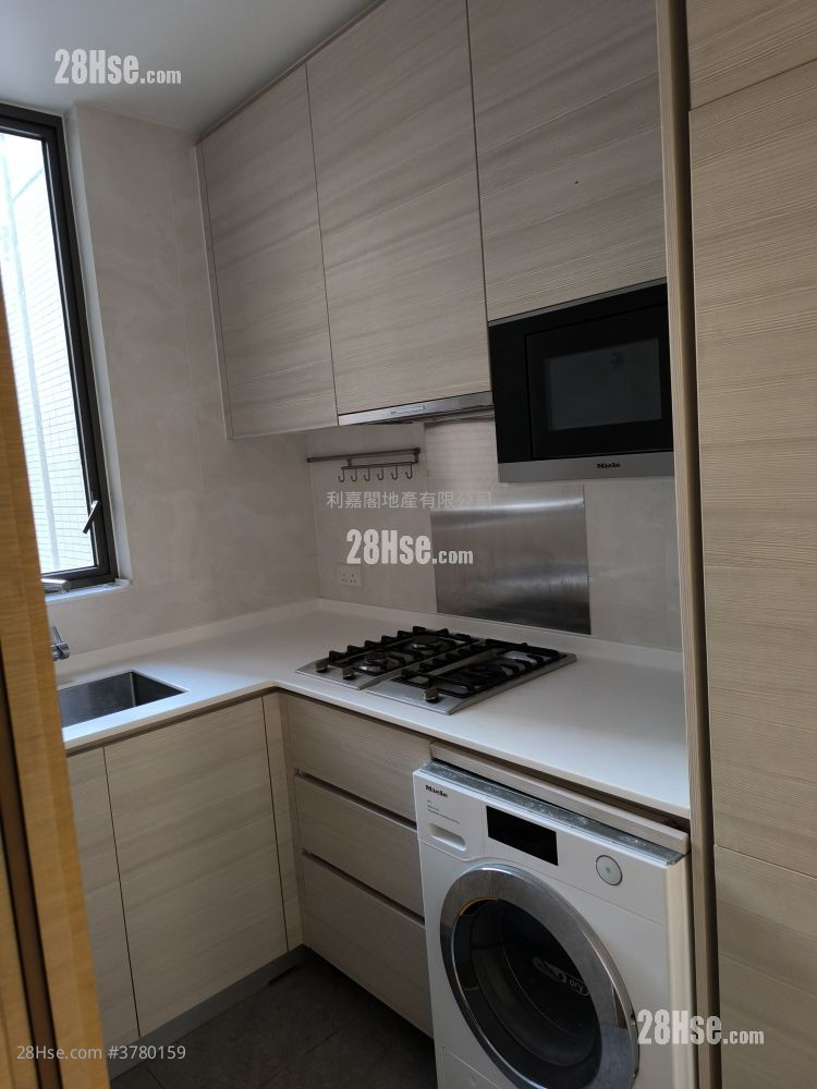 Mantin Heights Rental 2 Bedrooms , 1 Bathroom 565 ft²