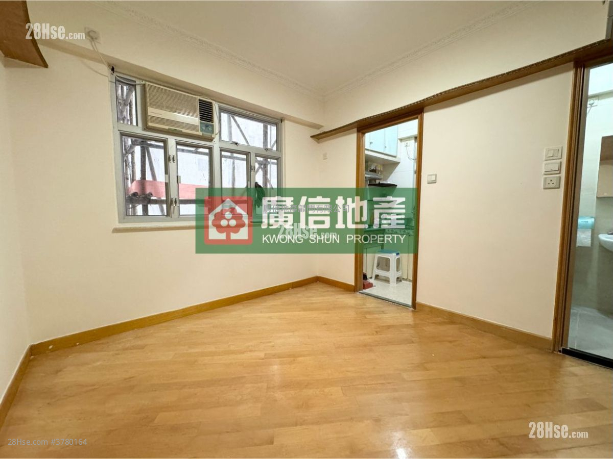Cheung Fu Mansion Rental 2 Bedrooms , 1 Bathroom 321 ft²