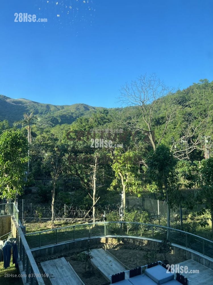 岚山 售盘 3 房 , 2 浴室 877 平方尺