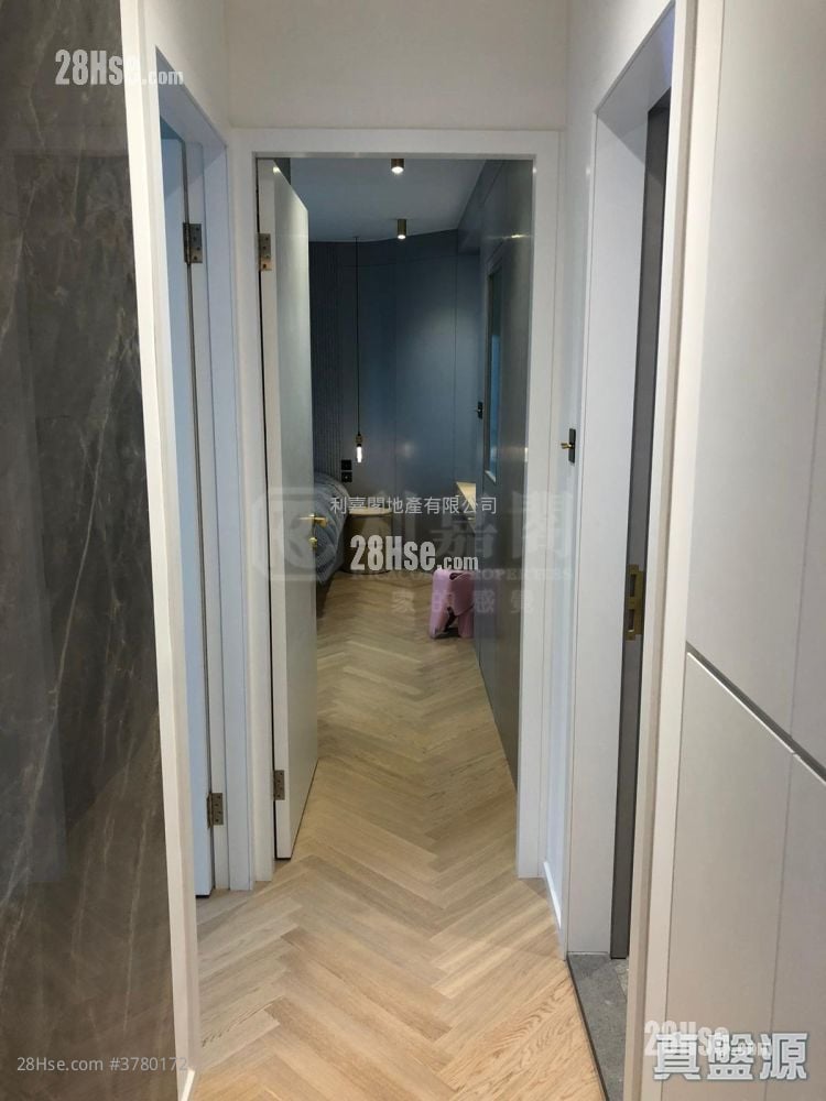 擎天半岛 售盘 2 房 , 2 浴室 808 平方尺