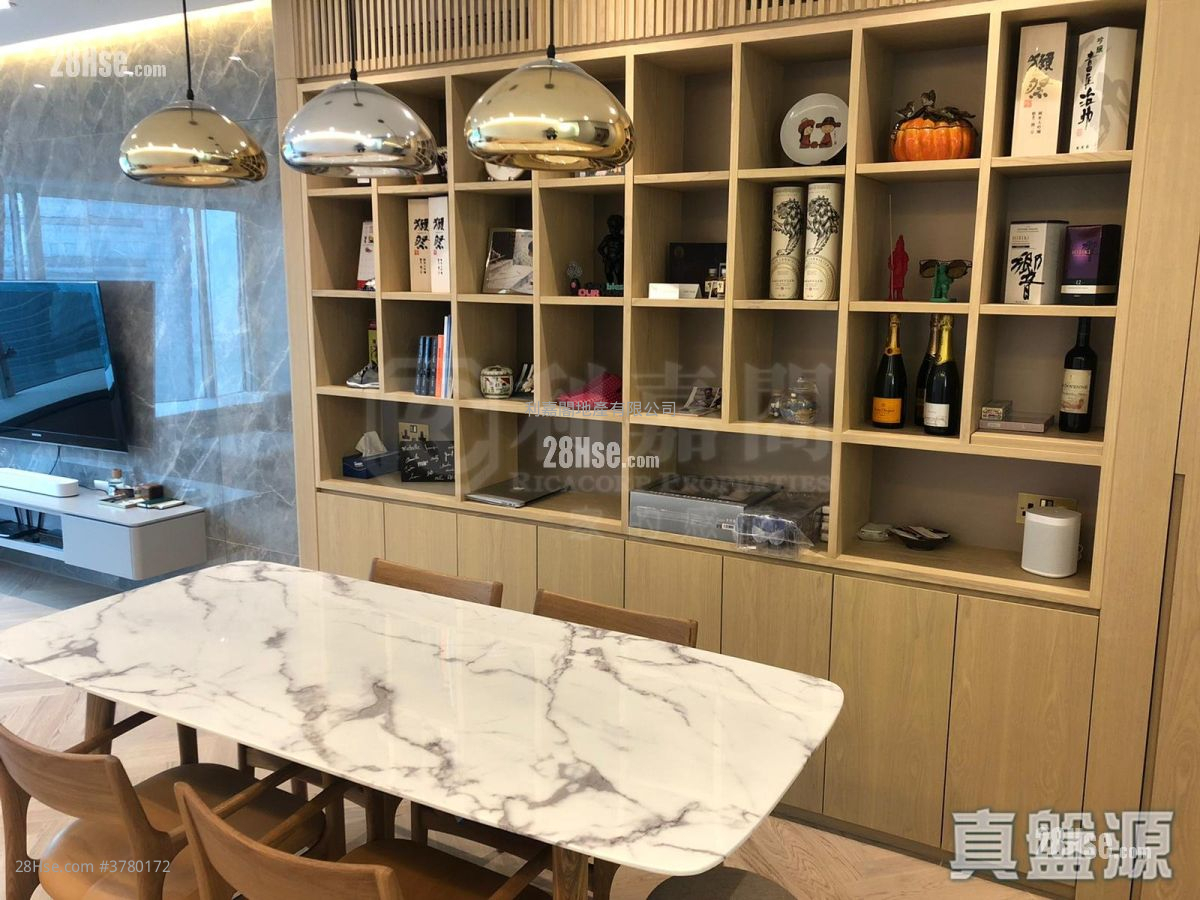 擎天半岛 售盘 2 房 , 2 浴室 808 平方尺