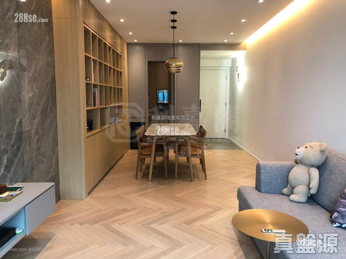 擎天半岛 售盘 2 房 , 2 浴室 808 平方尺