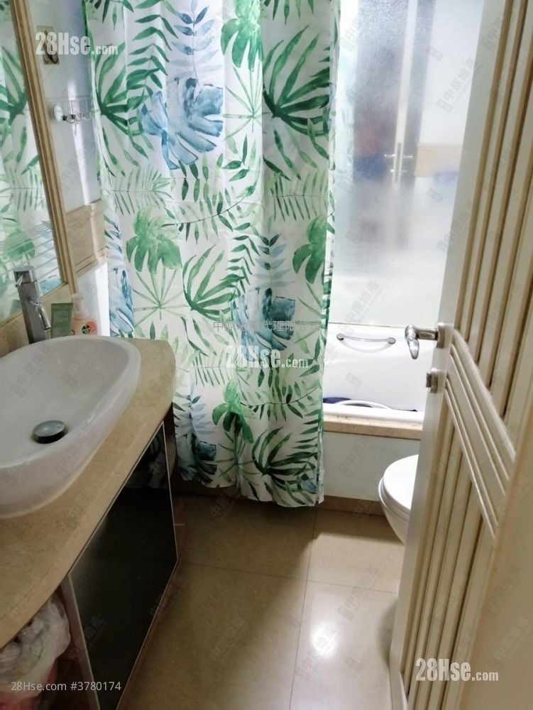 Central Park Towers Sell 3 Bedrooms , 2 Bathrooms 667 ft²