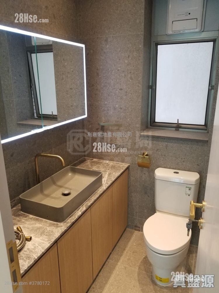 擎天半岛 售盘 2 房 , 2 浴室 808 平方尺