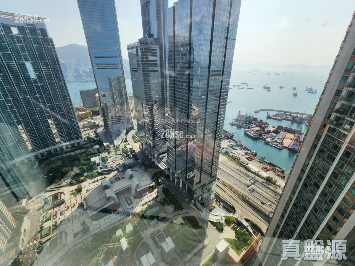 擎天半岛 售盘 2 房 , 2 浴室 808 平方尺