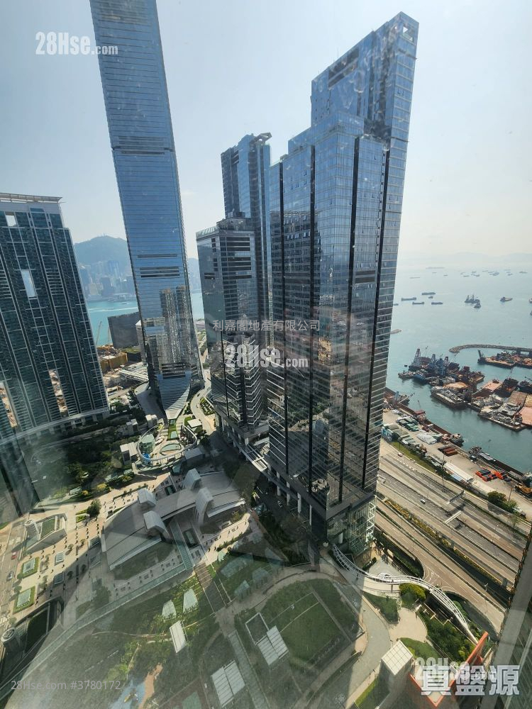 擎天半岛 售盘 2 房 , 2 浴室 808 平方尺