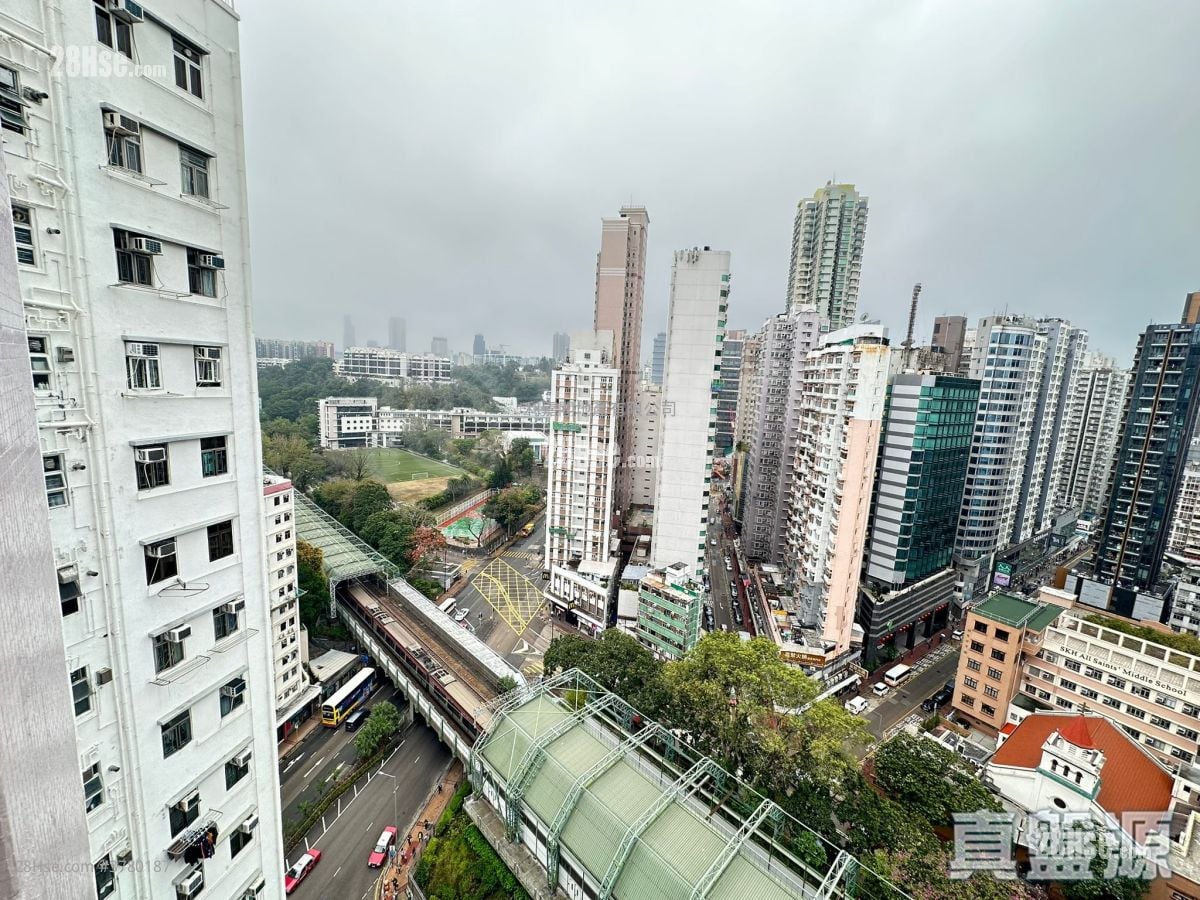 Sunfield Court Sell 3 Bedrooms 652 ft²