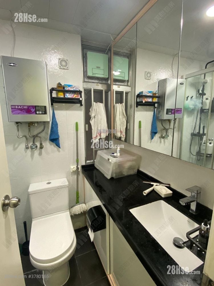 Riviera Gardens Sell 3 Bedrooms 497 ft²