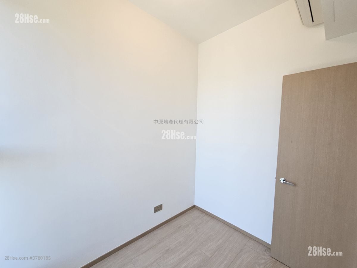 瑜悦 租盘 1 房 , 1 浴室 350 平方尺