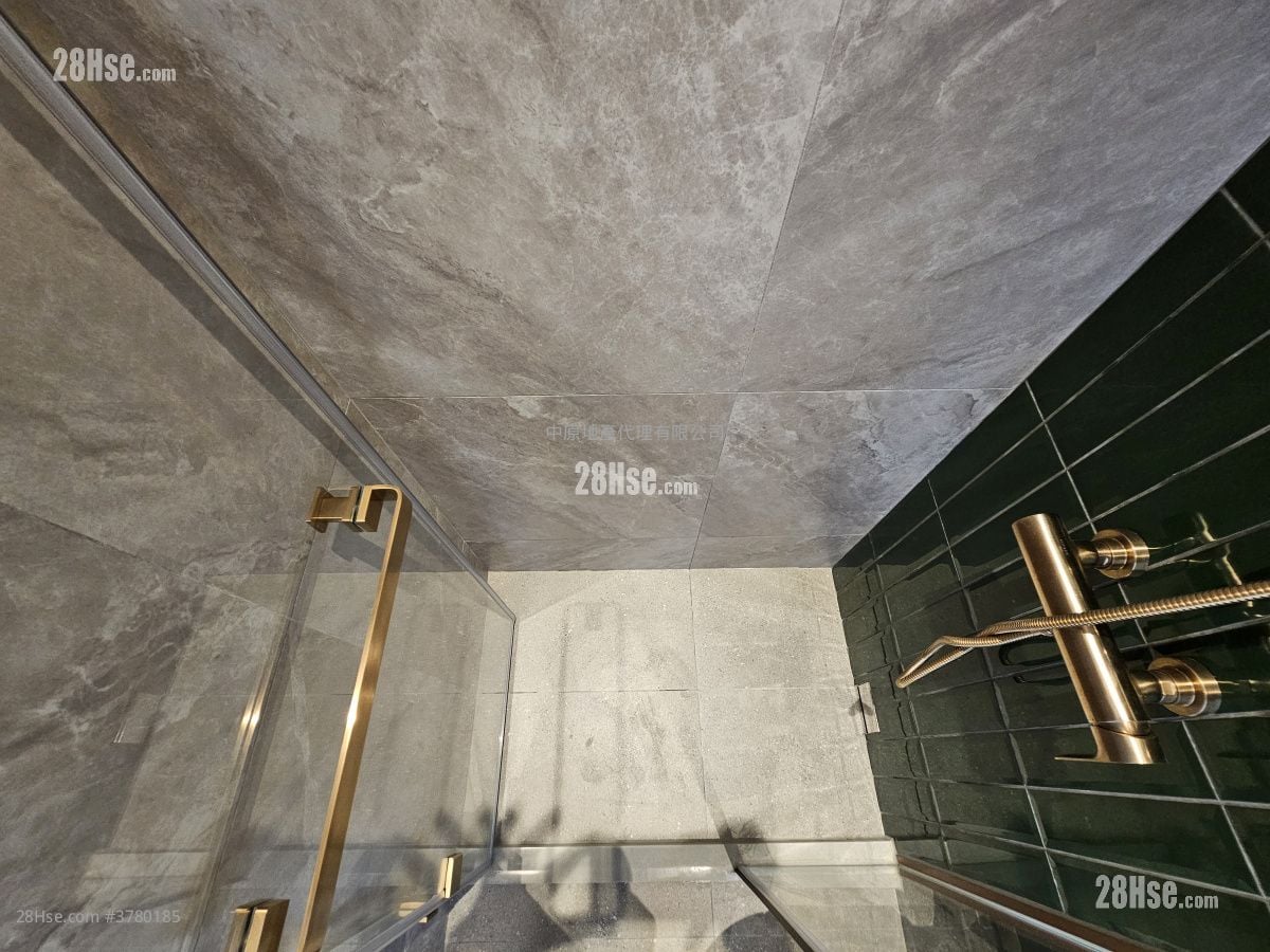 瑜悦 租盘 1 房 , 1 浴室 350 平方尺