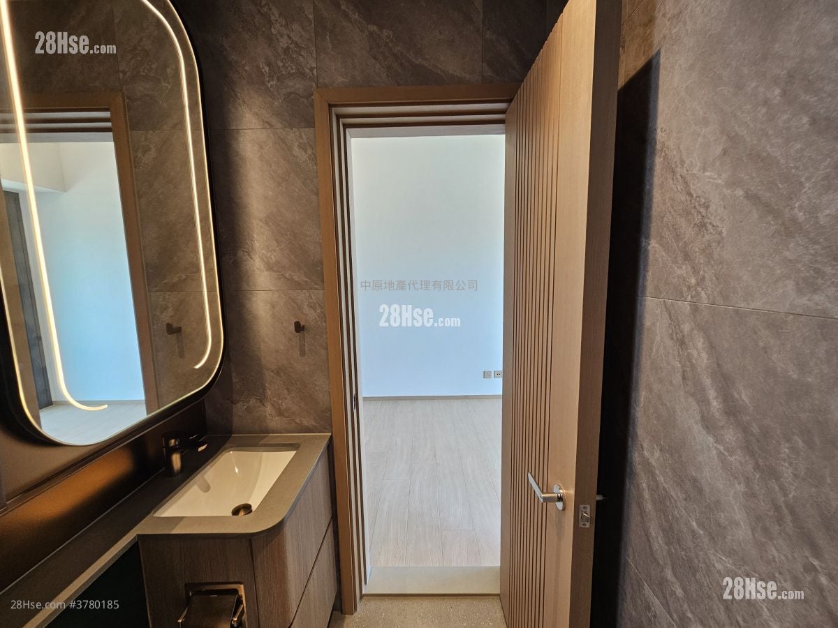 瑜悦 租盘 1 房 , 1 浴室 350 平方尺
