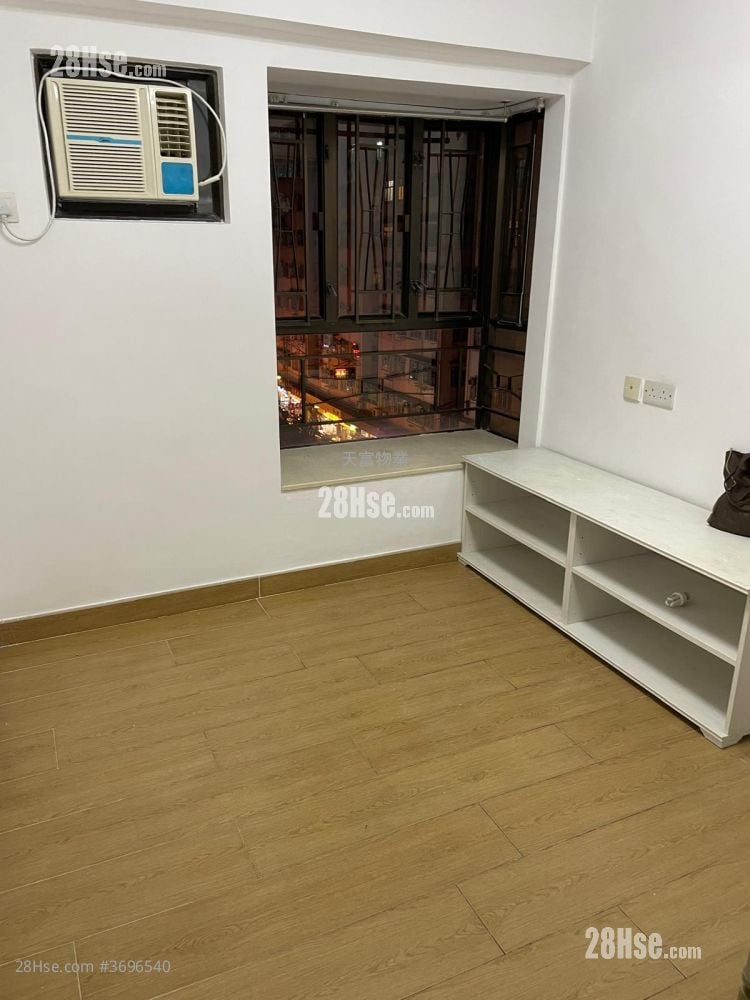 Po Wai Building Sell 2 Bedrooms , 1 Bathroom 262 ft²