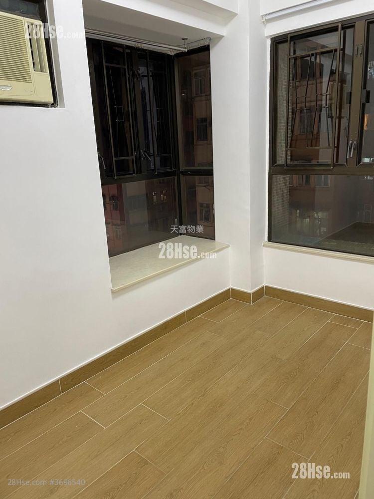 Po Wai Building Sell 2 Bedrooms , 1 Bathroom 262 ft²