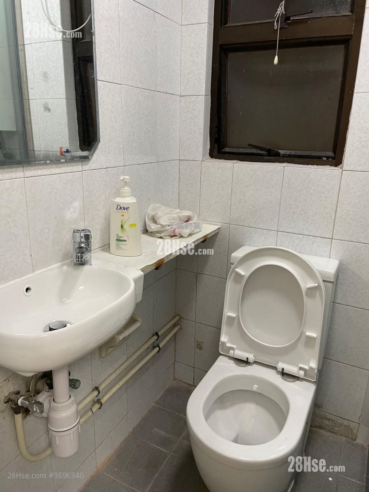 Po Wai Building Sell 2 Bedrooms , 1 Bathroom 262 ft²