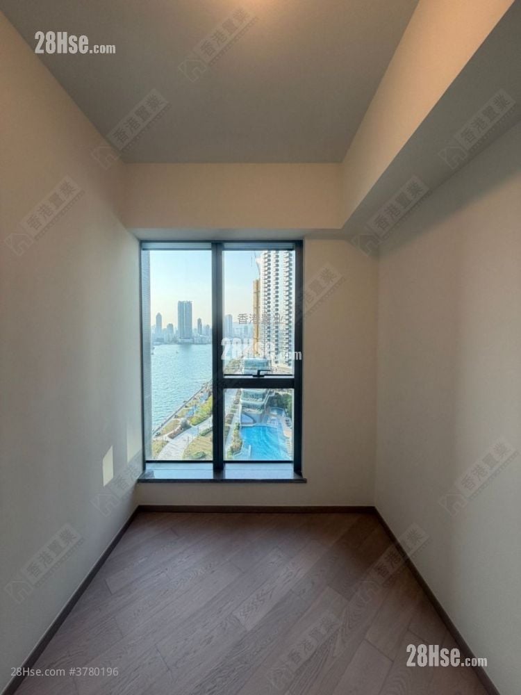 Victoria Voyage Rental 1 Bedroom , 1 Bathroom 319 ft²