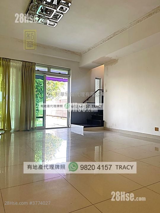 Seasons Palace Sell 4 Bedrooms , 3 Bathrooms 907 ft²