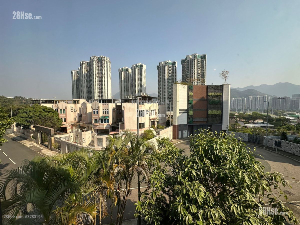 Rosary Villas Sell 3 Bedrooms , 2 Bathrooms 1,431 ft²