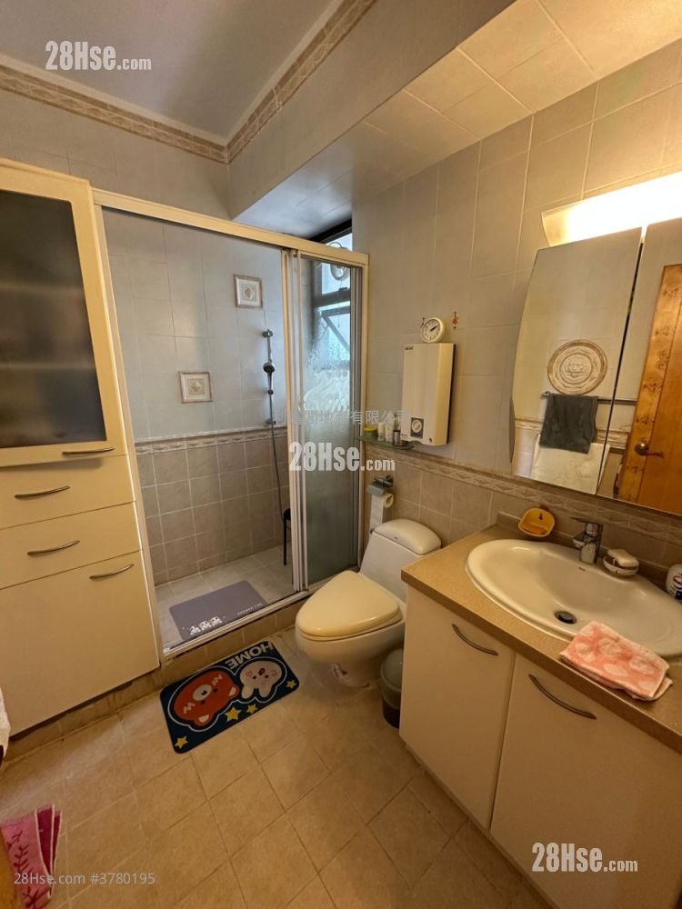 Rosary Villas Sell 3 Bedrooms , 2 Bathrooms 1,431 ft²