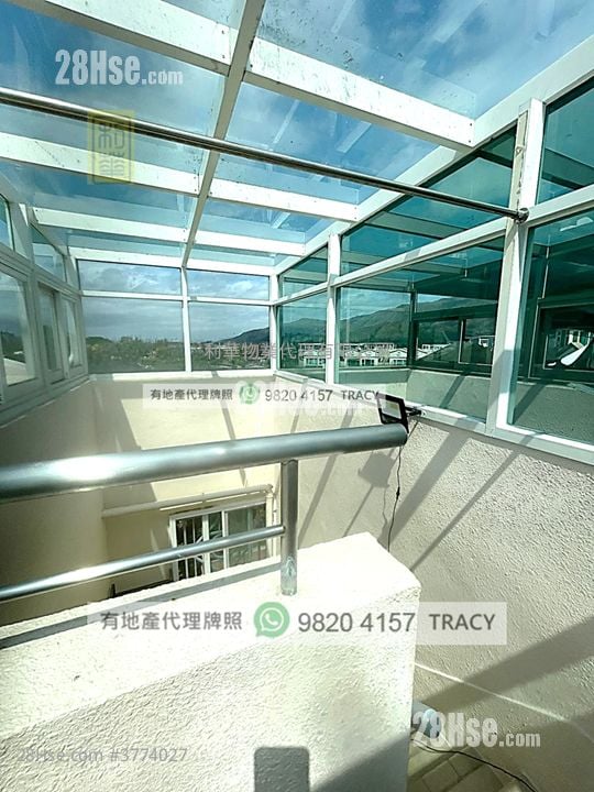 Seasons Palace Sell 4 Bedrooms , 3 Bathrooms 907 ft²