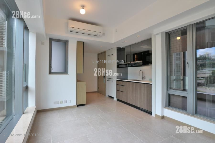 St Martin Sell 3 Bedrooms , 1 Bathroom 628 ft²