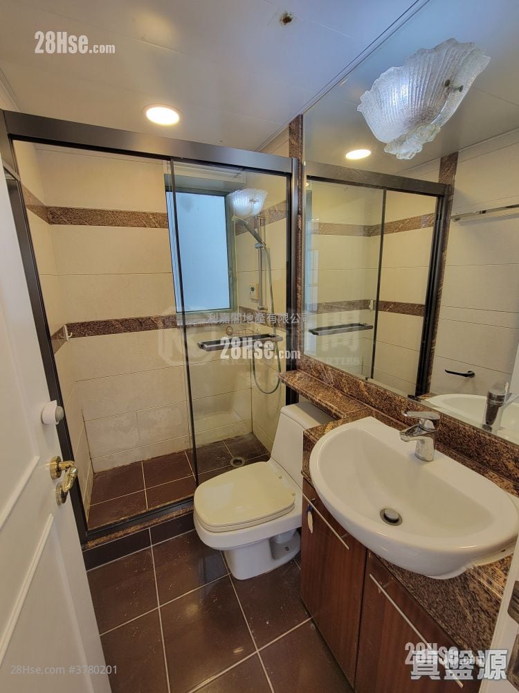 港景峰 售盘 3 房 , 2 浴室 785 平方尺