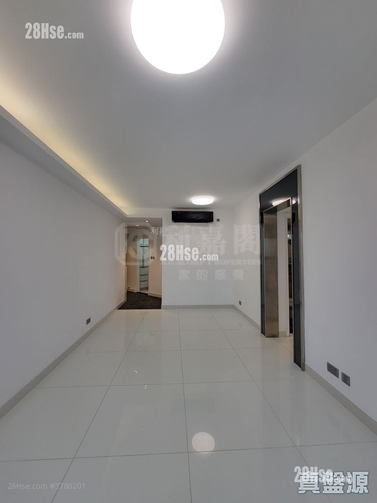 港景峰 售盘 3 房 , 2 浴室 785 平方尺