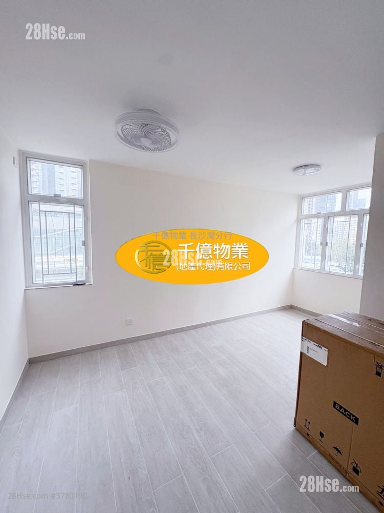 Nam Chong Estate Sell Studio , 1 Bathroom 267 ft²