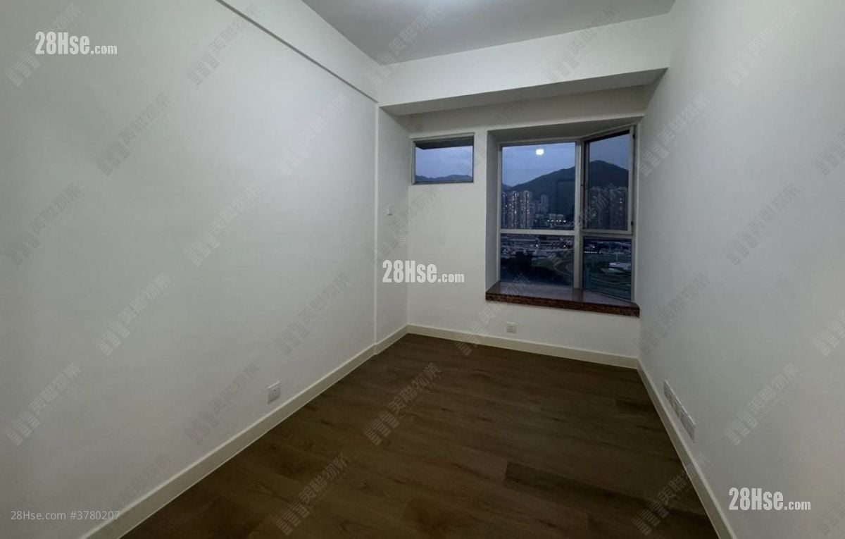 Pictorial Garden Sell 3 Bedrooms 849 ft²