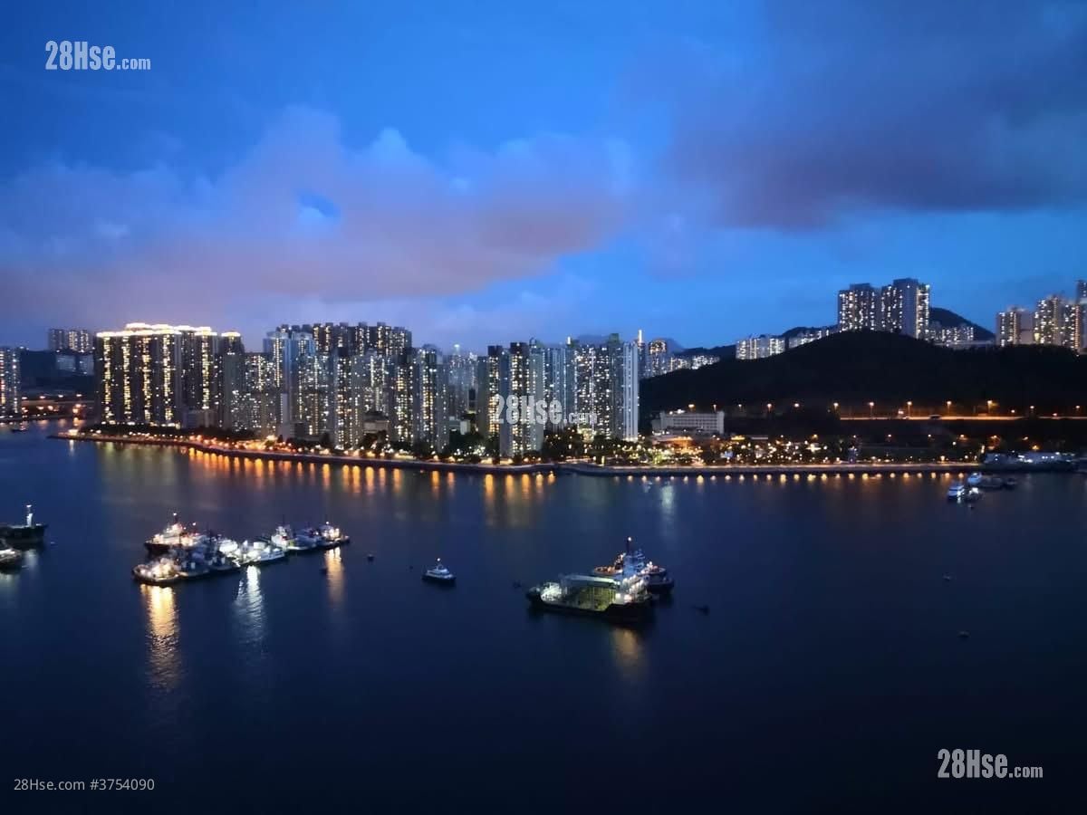 壹號九龍山頂 售盤 4 房 , 3 浴室 973 平方呎