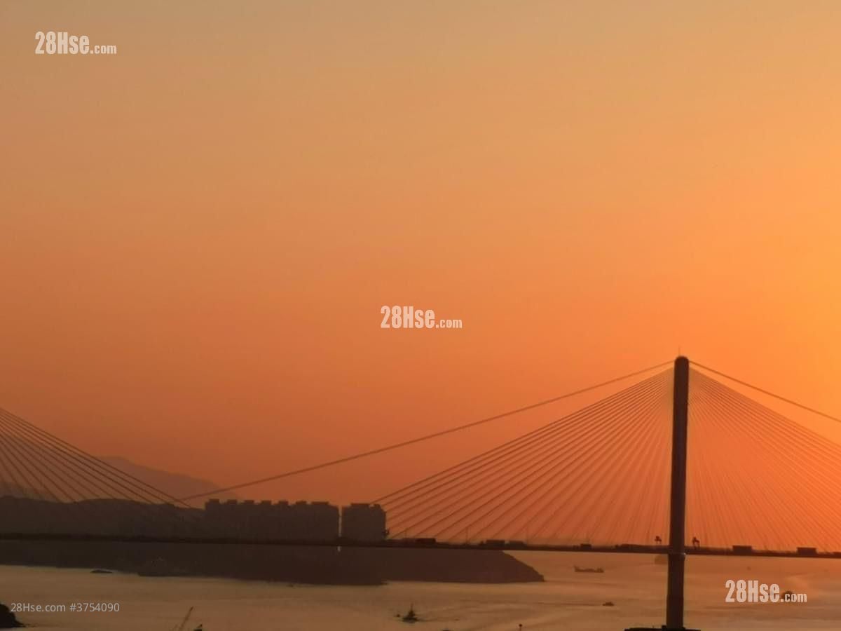 壹號九龍山頂 售盤 4 房 , 3 浴室 973 平方呎