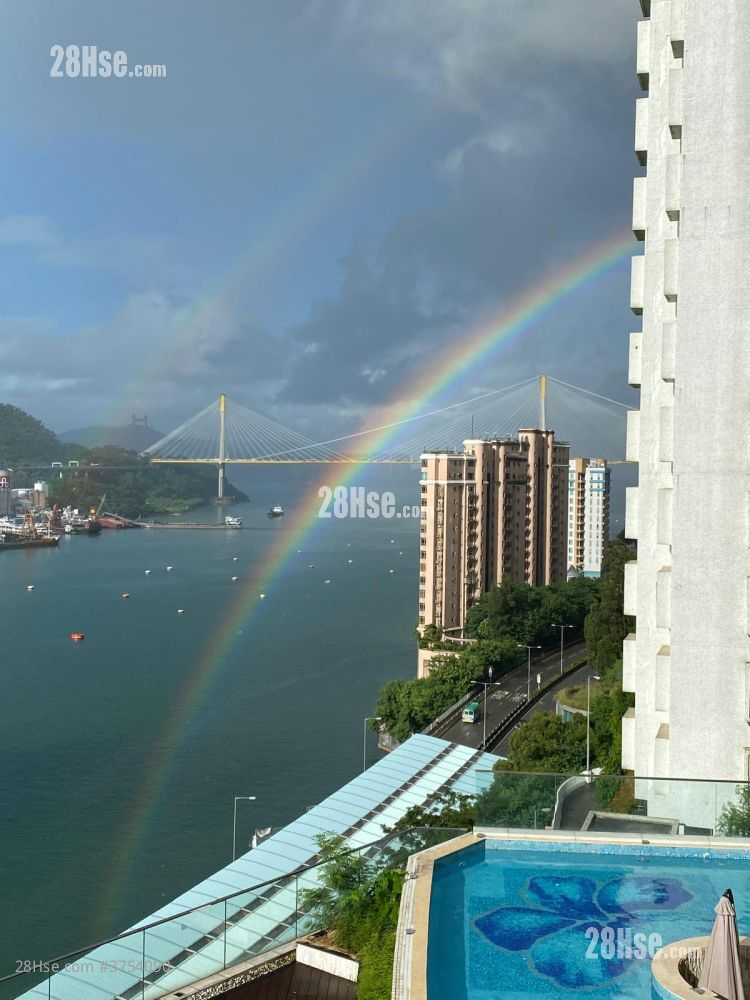 壹號九龍山頂 售盤 4 房 , 3 浴室 973 平方呎