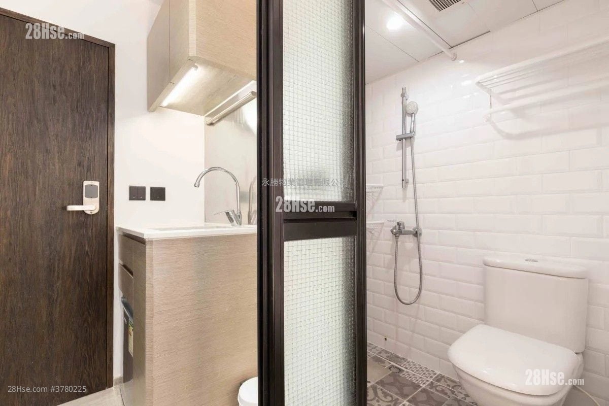 Diamond Mansion Sell 4 Bedrooms , 4 Bathrooms