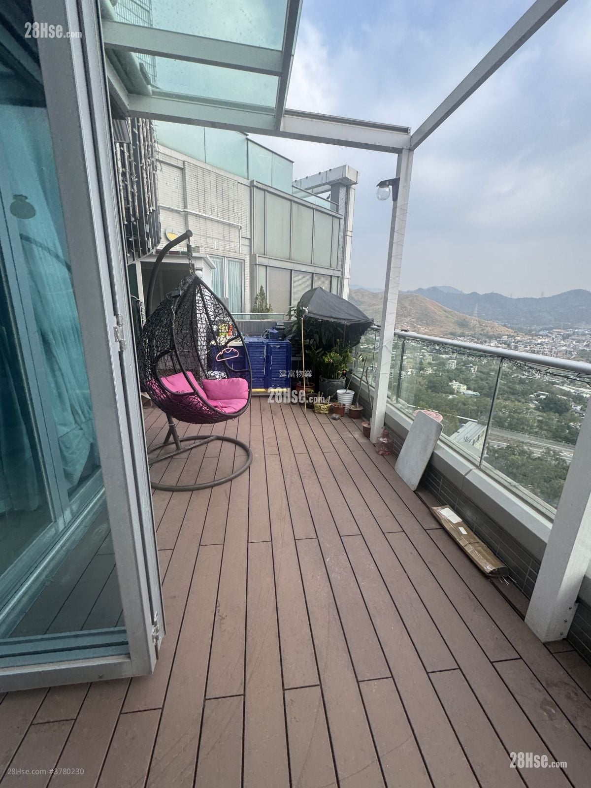 尚悦 租盘 3 房 , 3 浴室 950 平方尺