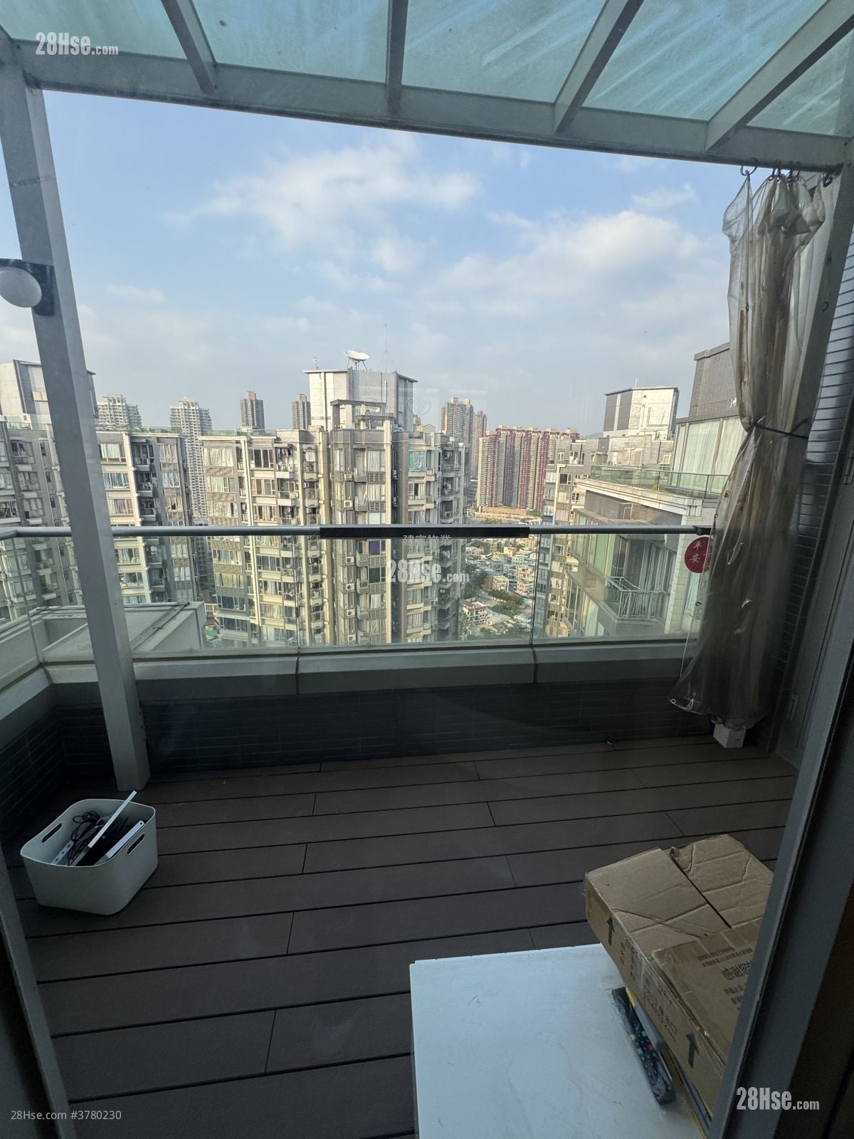 尚悦 租盘 3 房 , 3 浴室 950 平方尺