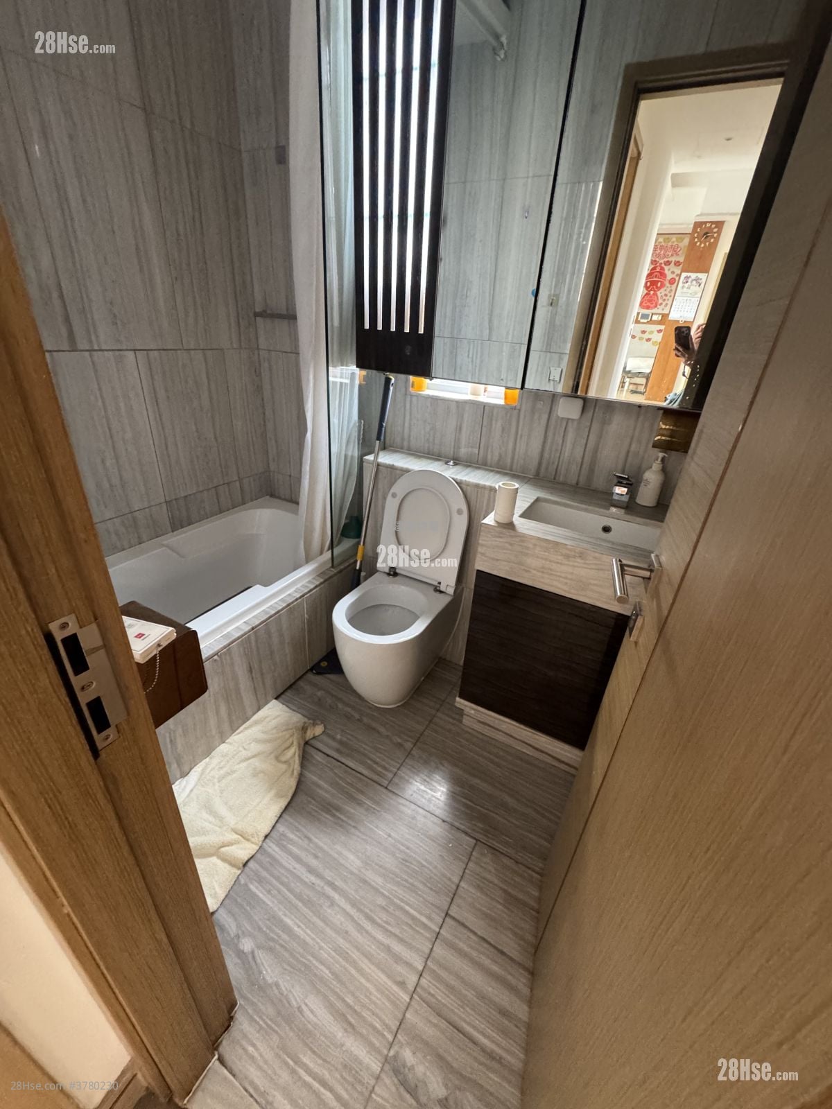 尚悦 租盘 3 房 , 3 浴室 950 平方尺