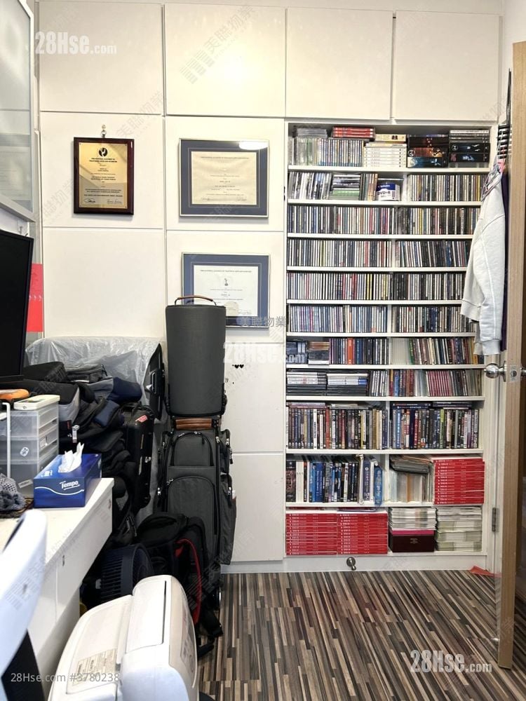 雅涛居 售盘 3 房 , 2 浴室 785 平方尺