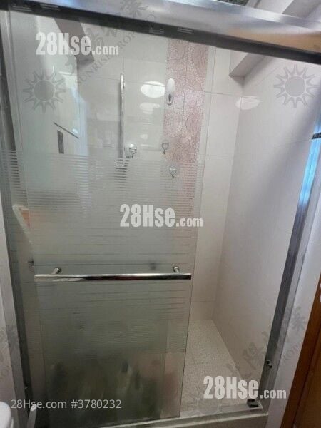Whampoa Estate Sell 3 Bedrooms 442 ft²